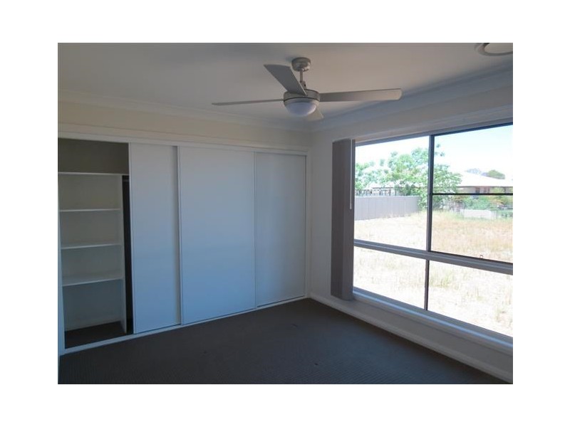 15 Bassett Court, Roma QLD 4455