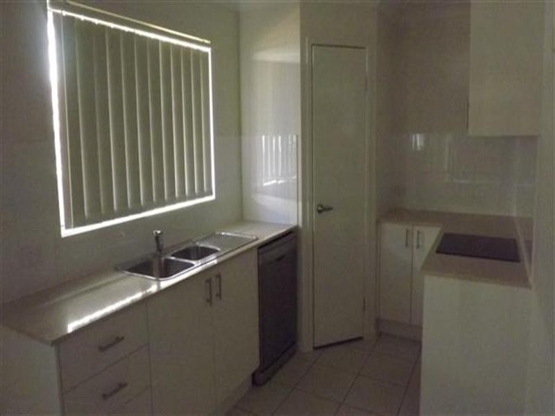 22 Clearview Drive, Roma QLD 4455