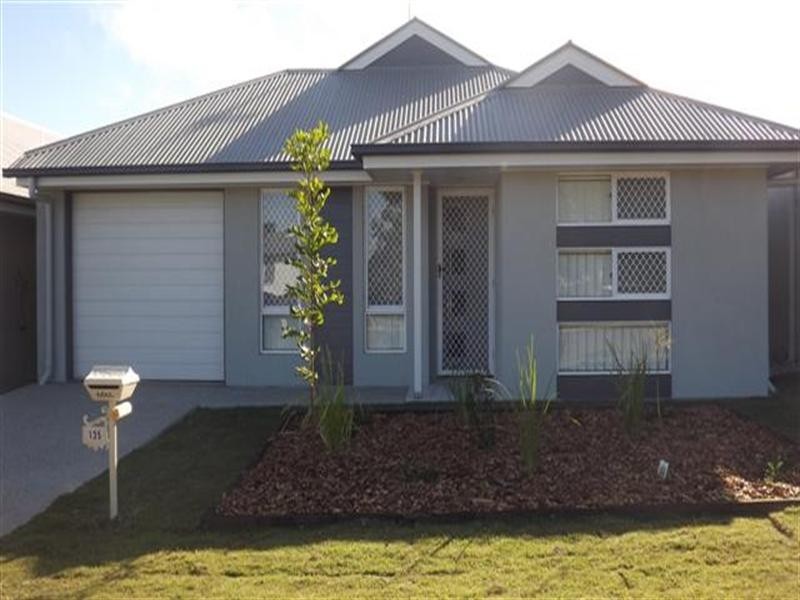 135 Bowen Street, Roma QLD 4455