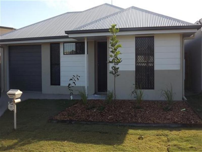 137 Bowen Street, Roma QLD 4455