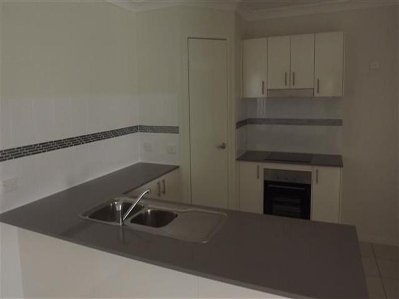 127 Bowen Street, Roma QLD 4455