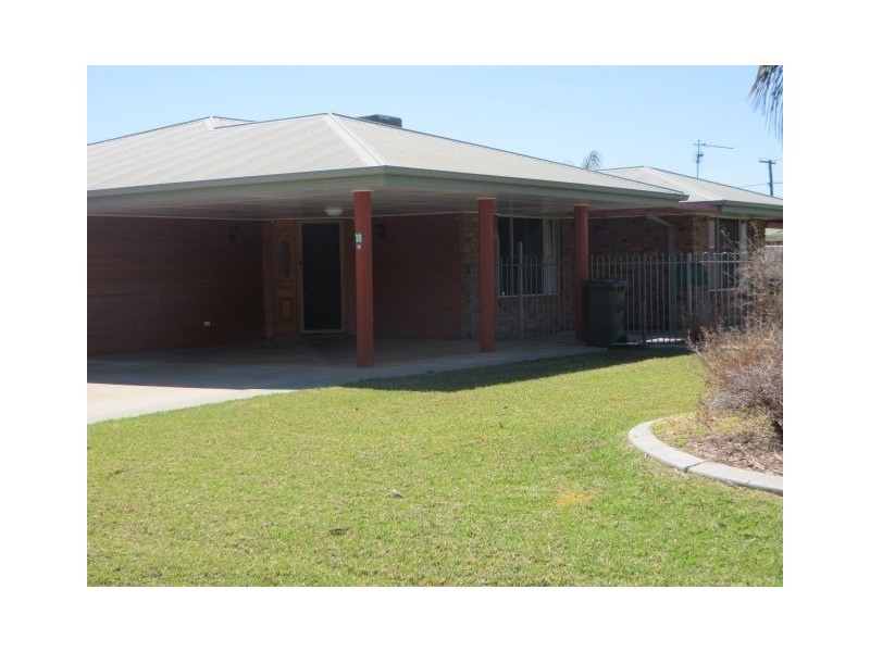 18 Madison Terrace, Roma QLD 4455