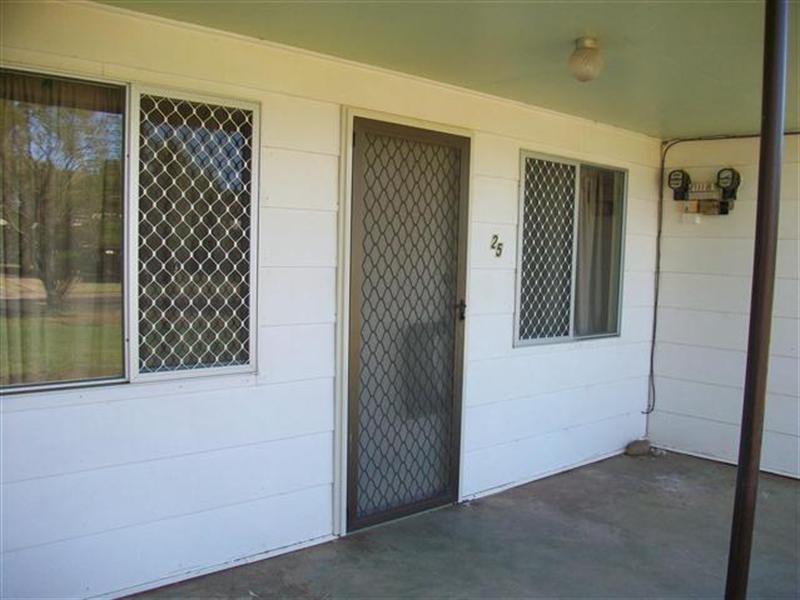 25 Allen Street, Roma QLD 4455