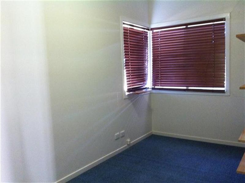 230 Bourne Drive, Roma QLD 4455