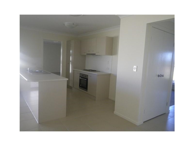 21 Ivy Street, Roma QLD 4455