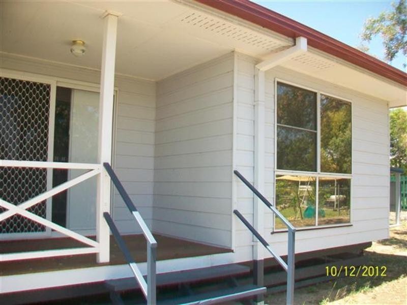 1/23 Spencer Street, Roma QLD 4455