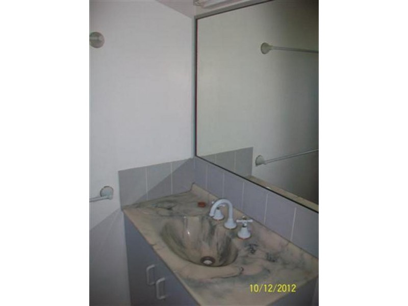 1/23 Spencer Street, Roma QLD 4455