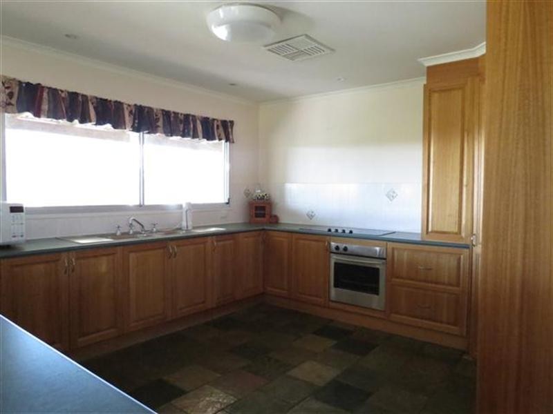 63-71 Geoghegan Road, Roma QLD 4455