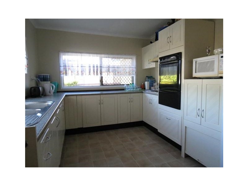 46 Duke Street, Roma QLD 4455