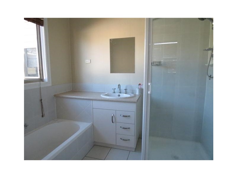 46 Duke Street, Roma QLD 4455