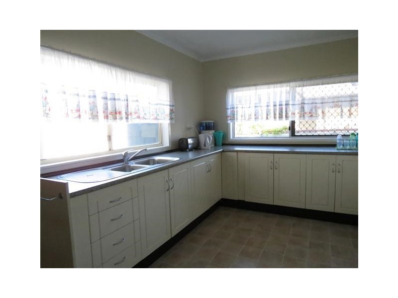 46 Duke Street, Roma QLD 4455