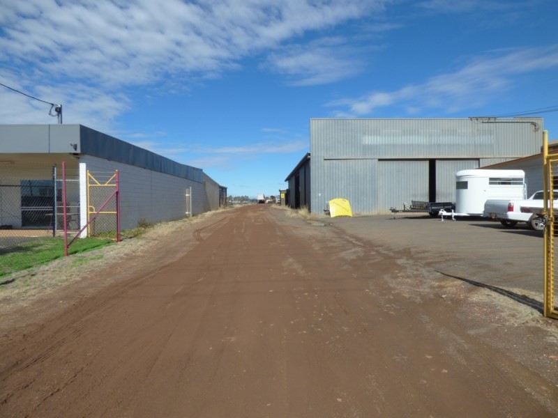 184-186 Raglan Street, Roma QLD 4455