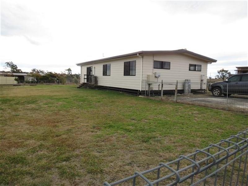 184 Bourne Drive, Roma QLD 4455
