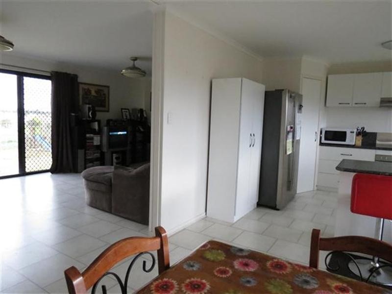 184 Bourne Drive, Roma QLD 4455
