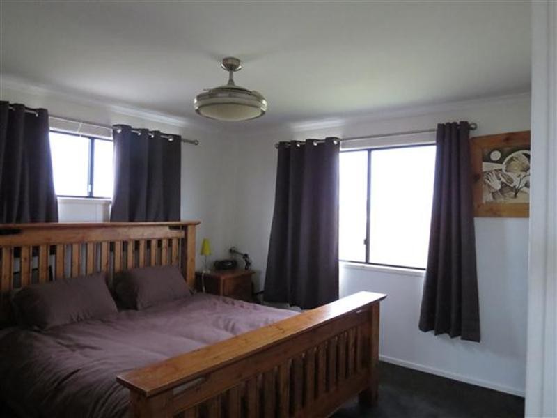 184 Bourne Drive, Roma QLD 4455