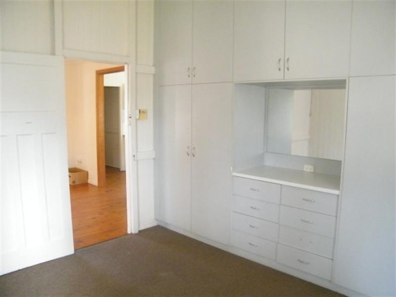 8 Wood Street, Chinchilla QLD 4413