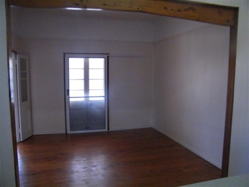 8 Wood Street, Chinchilla QLD 4413