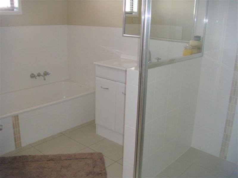 9 Skewis Street, Chinchilla QLD 4413