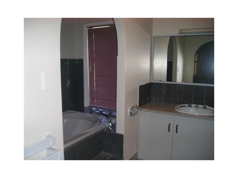 12 Scouller Street, Chinchilla QLD 4413