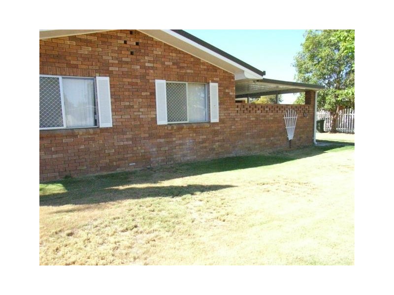 12 Scouller Street, Chinchilla QLD 4413