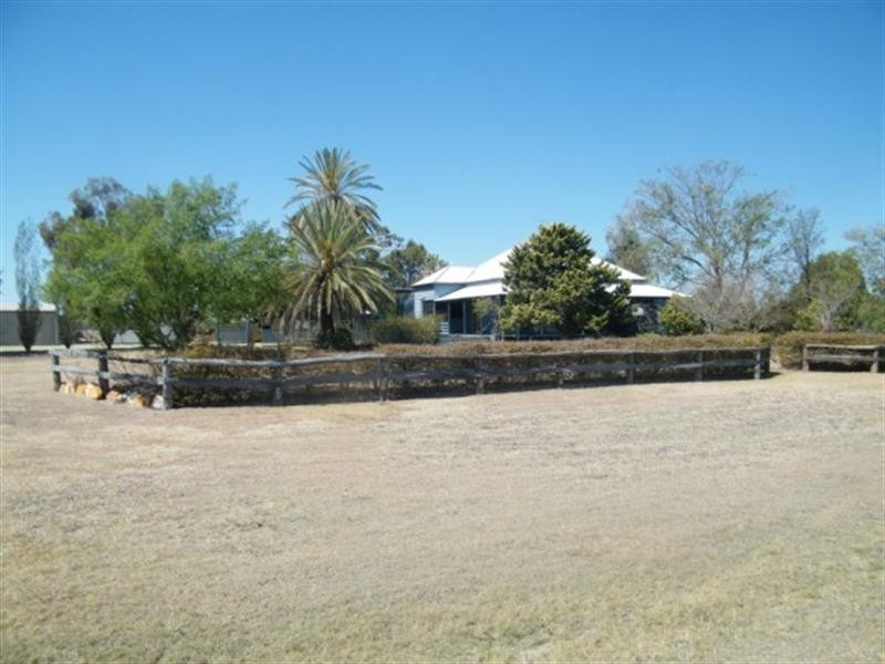 237 Windmill Street, Chinchilla QLD 4413