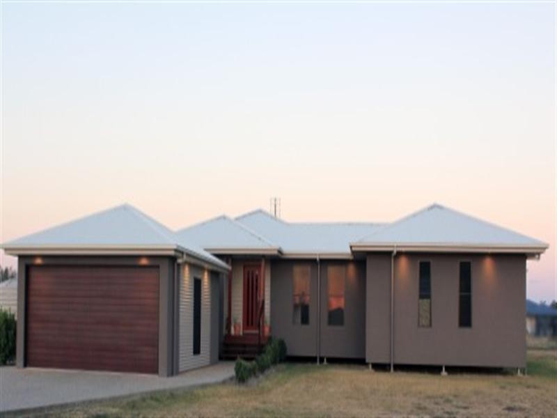 40 Hando Street, Chinchilla QLD 4413