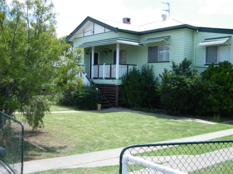 37 Helena Street, Chinchilla QLD 4413