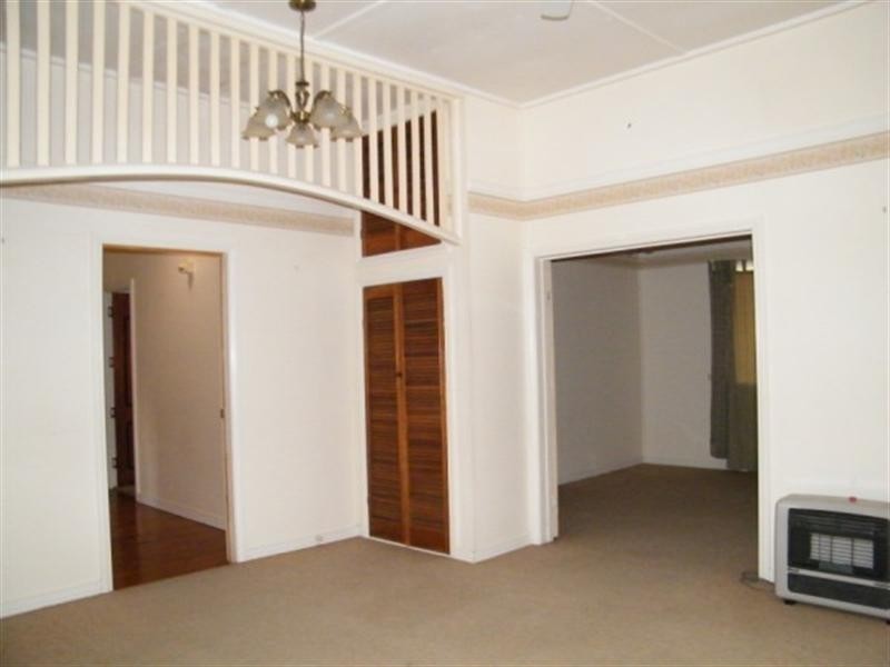 37 Helena Street, Chinchilla QLD 4413