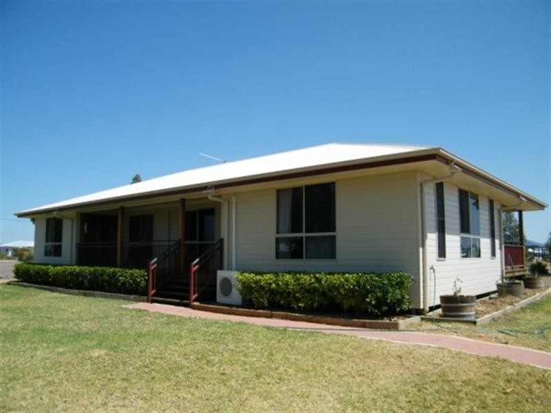 30 Elder Street, Chinchilla QLD 4413