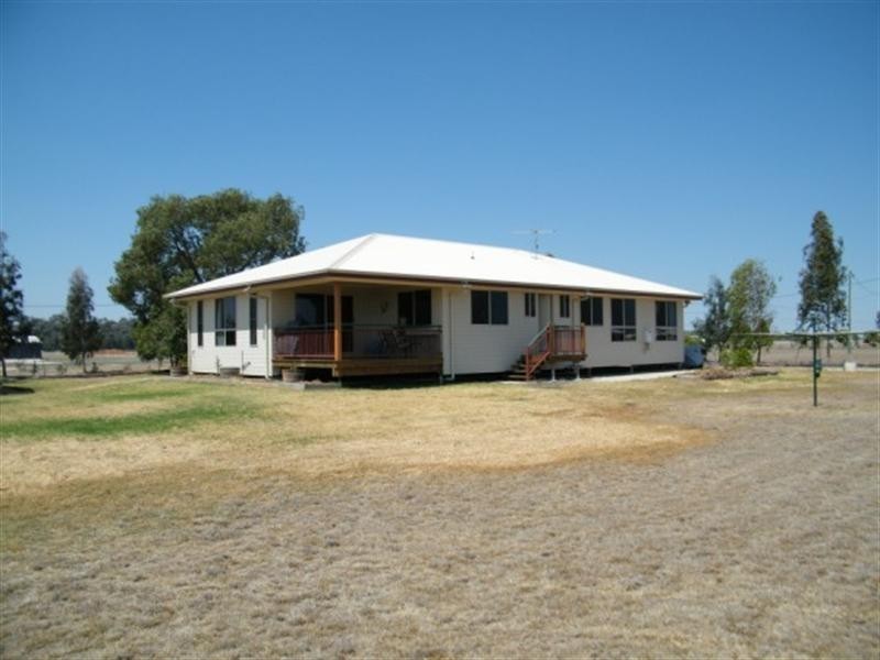 30 Elder Street, Chinchilla QLD 4413