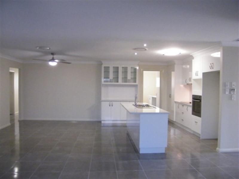 30 Gormleys Road, Chinchilla QLD 4413