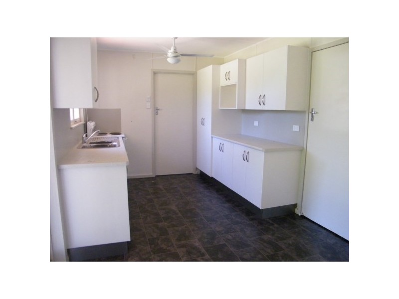 17 King Street, Chinchilla QLD 4413