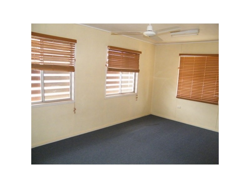 17 King Street, Chinchilla QLD 4413