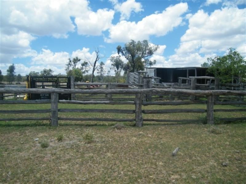 198 Cameby Road, Chinchilla QLD 4413