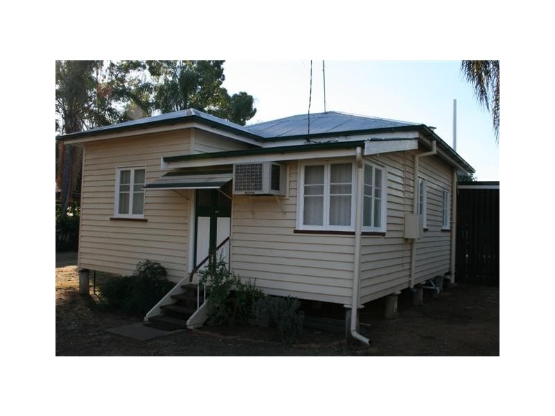 Chinchilla QLD 4413