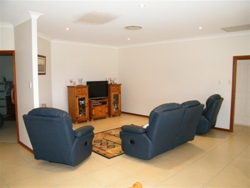 90 Dawson Gates Road, Chinchilla QLD 4413