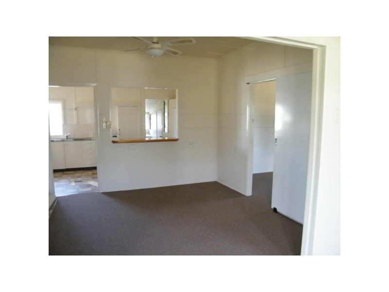 33 Rennick Street, Chinchilla QLD 4413