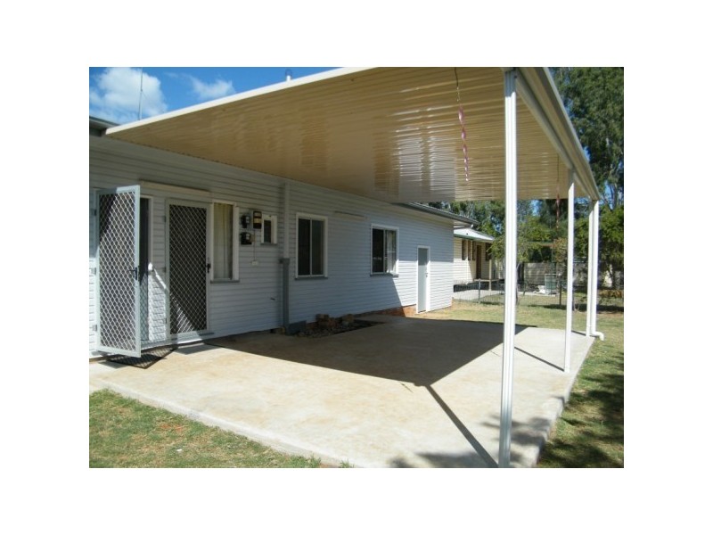 27 Barber Street, Chinchilla QLD 4413