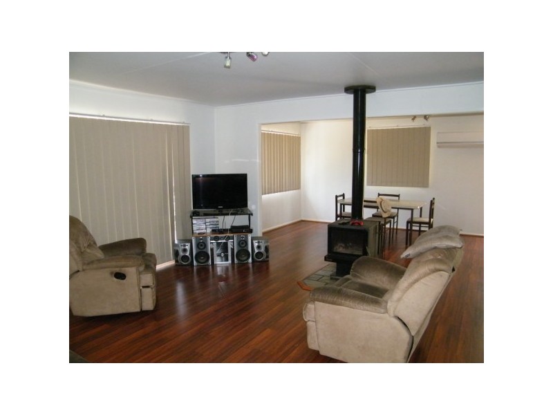 5 Hypatia Street, Chinchilla QLD 4413