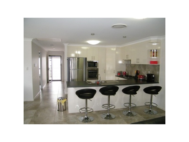 4/10 Blanchard, Chinchilla QLD 4413