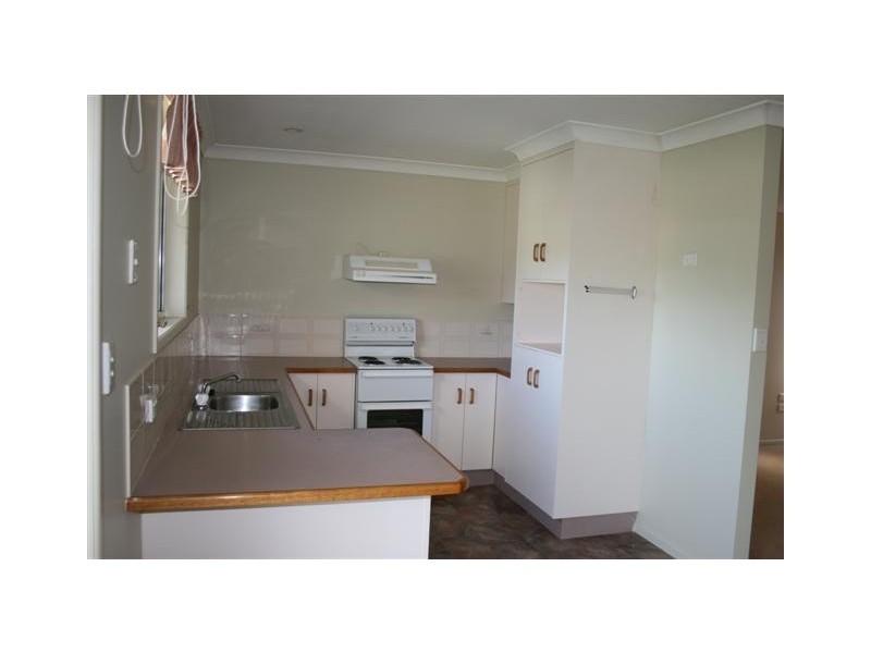 1/64 Middle Street, Chinchilla QLD 4413