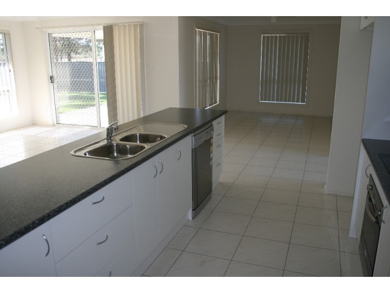 71 Sommerfeld Cresent, Chinchilla QLD 4413