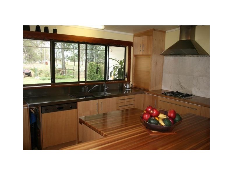 1 Bullock Head Road, Hannaford QLD 4406