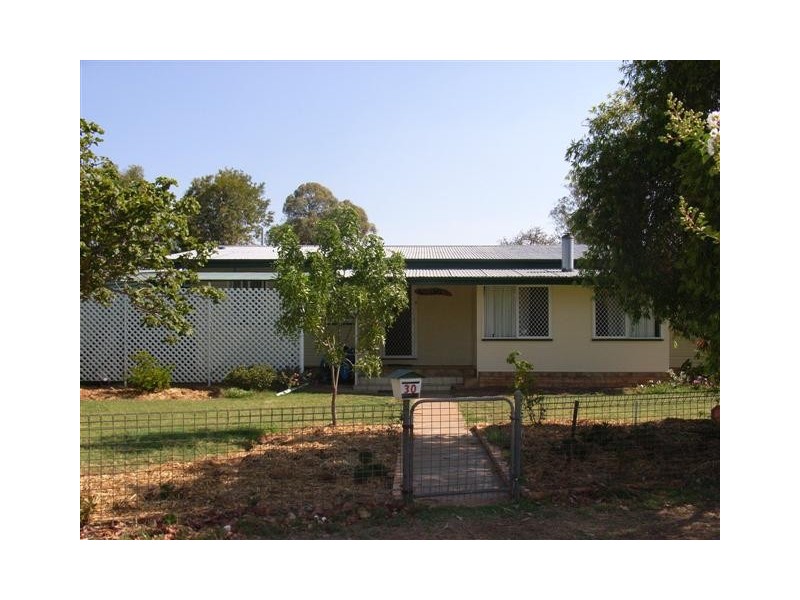 30 Glasson, Chinchilla QLD 4413