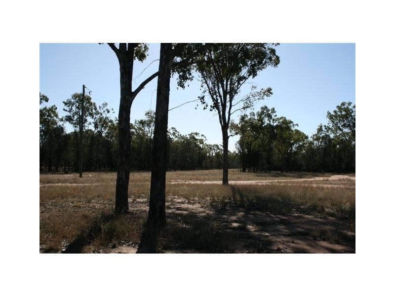 31 Montrose Road, Montrose QLD 4413