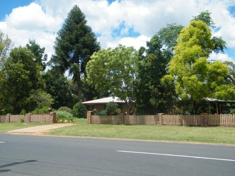 110 Rodger Street, Chinchilla QLD 4413