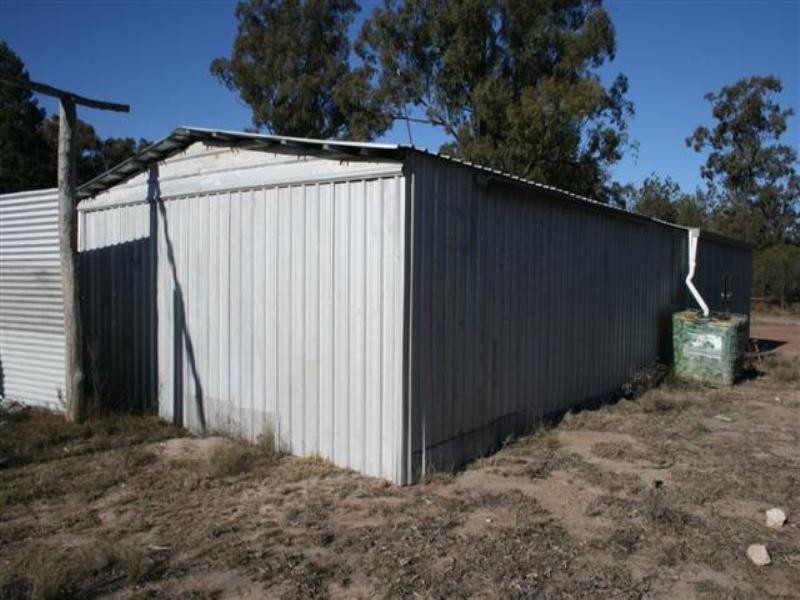 46 South Road, Tara QLD 4421