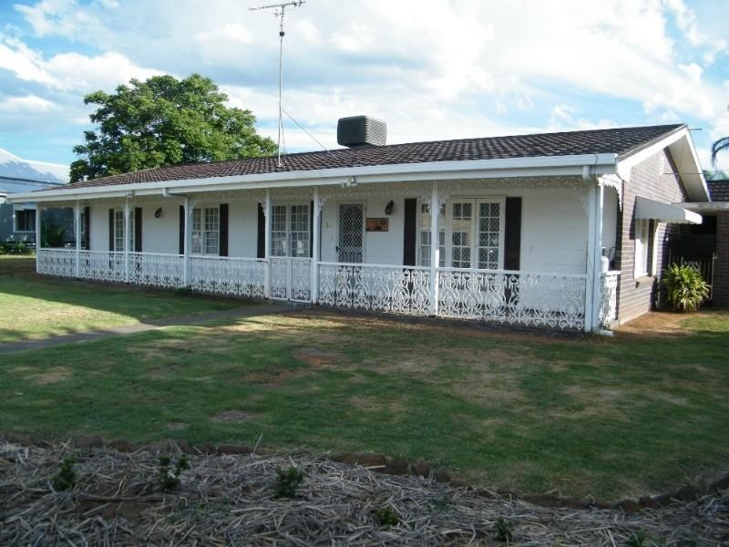 16 Glasson Street, Chinchilla QLD 4413