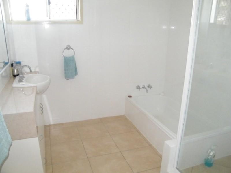 16 Glasson Street, Chinchilla QLD 4413