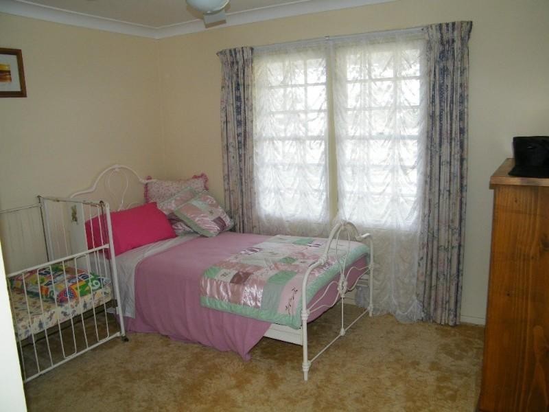 16 Glasson Street, Chinchilla QLD 4413